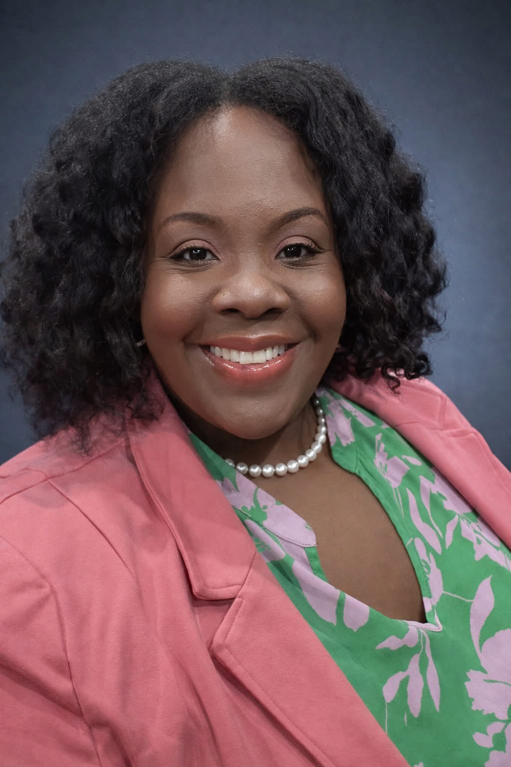 Logo for Do More for Diamond State Pearls, Incorporated