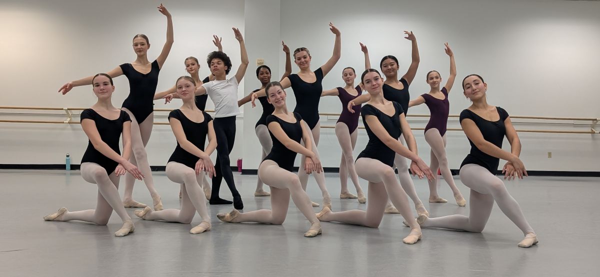 Logo for Ballet VI/VII at The Grand