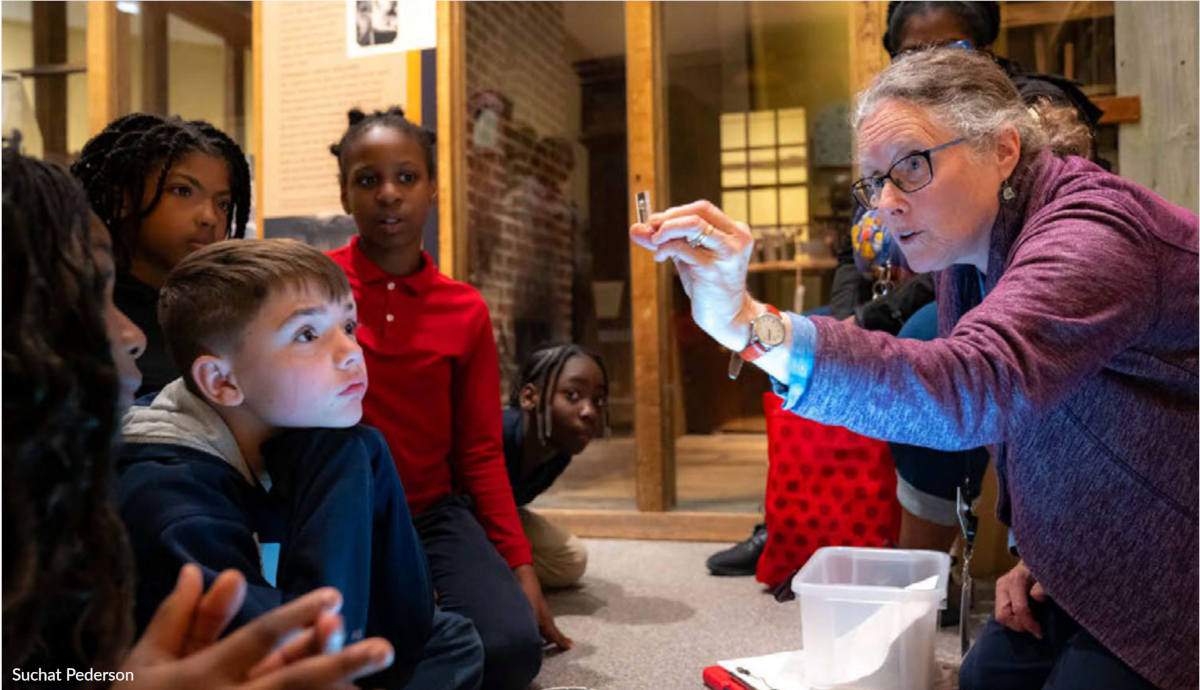 Logo for Winterthur Museum, Garden & Library